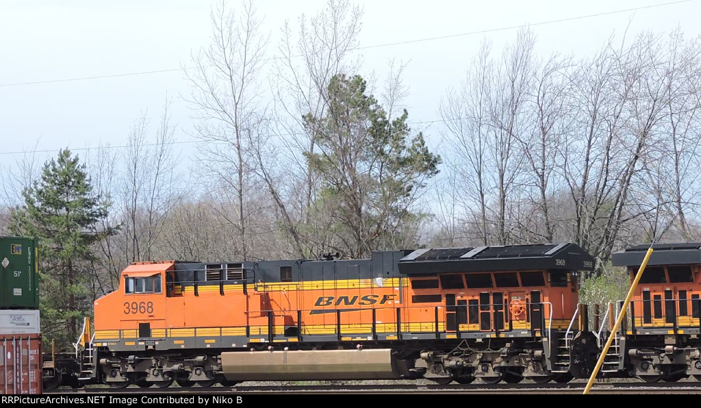 BNSF 3968